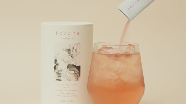 【to/one(トーン)】大人気のフラワーティーが個包装になりリニューアル！ビタミンC豊富な果実やフラワーエキスの配合量がUPしさらに美味しくなって登場のメイン画像